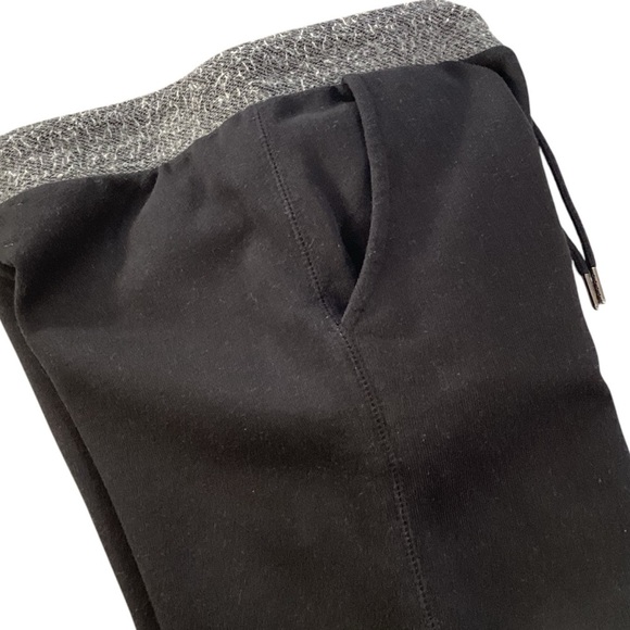 Yummy‎ Sweater Co Black Heather Ribbed Knit Flare Leg Yoga Pants, Medium - Picture 8 of 10